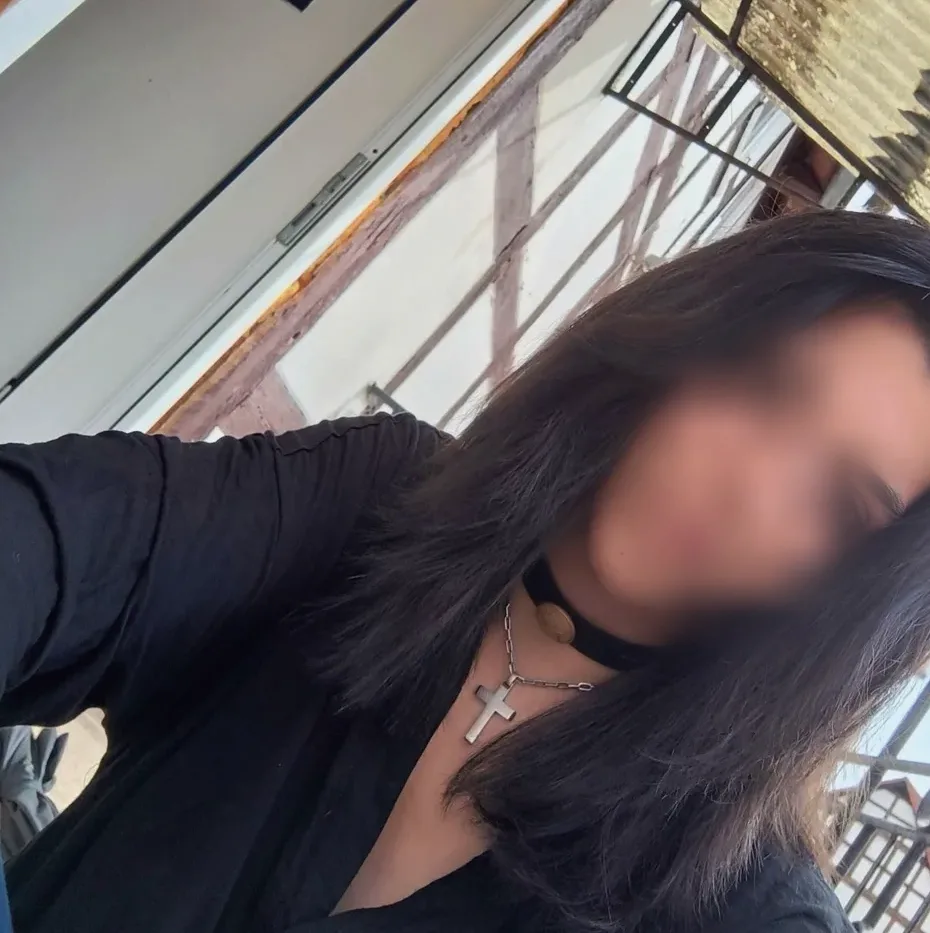 Emma, 28