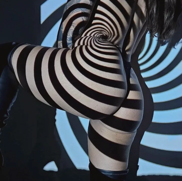 Feline, 33