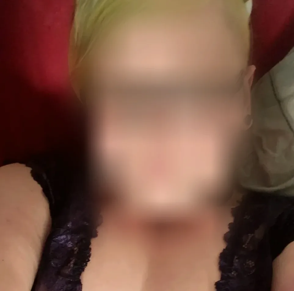 Sanae, 28